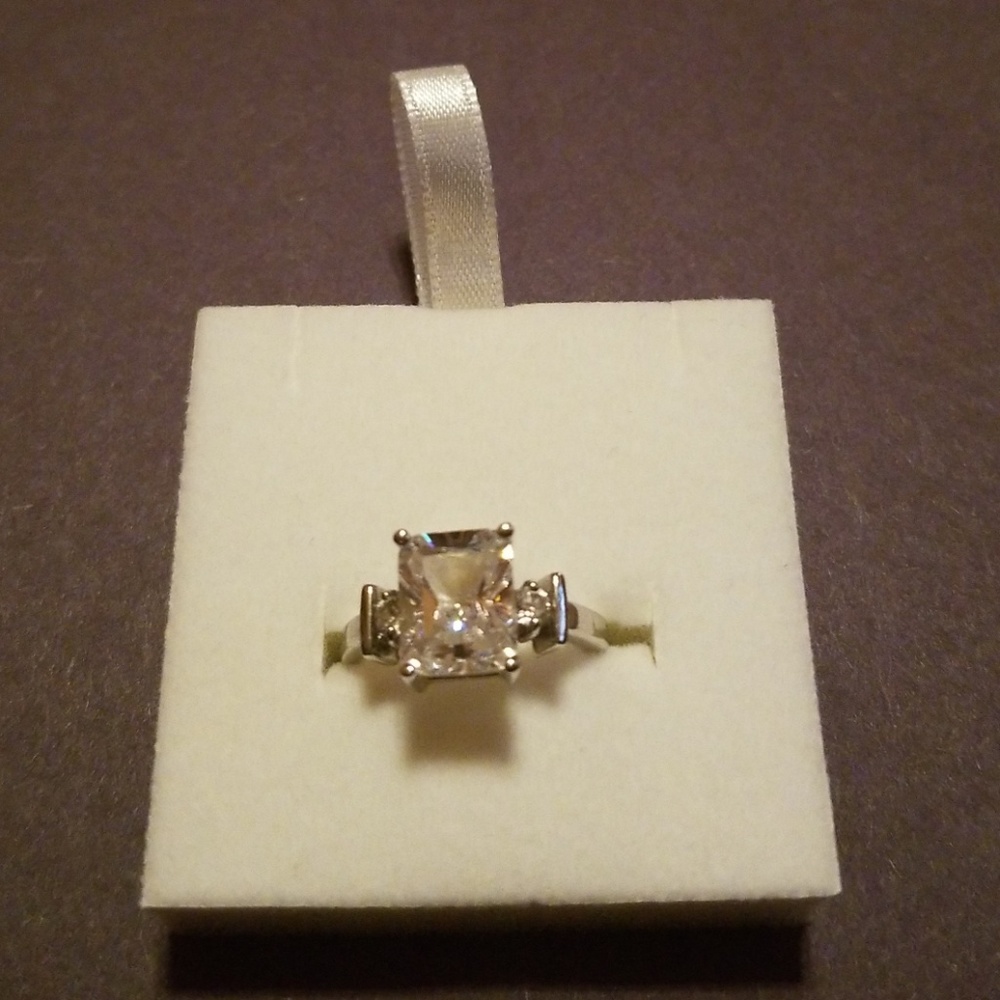 Silver CZ Ring